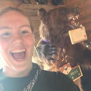 Meet your Posher, Clare